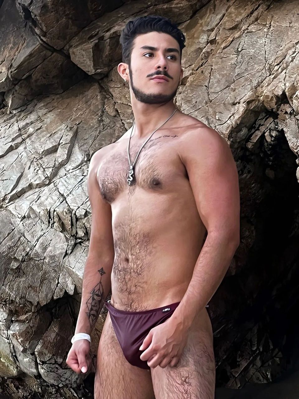 Colombian gay porn performer Oliver Mond