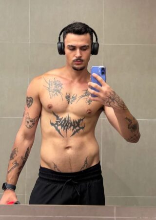 Brazilian gay porn performer Drax Hi