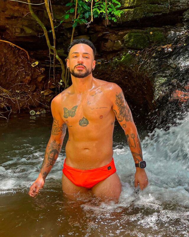 Brazilian gay porn performer Guizza