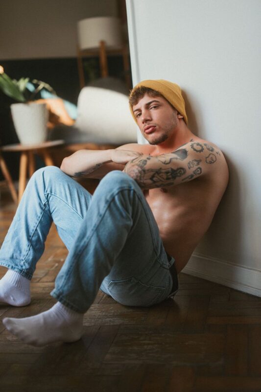 Brazilian gay porn performer Júnior Olioti