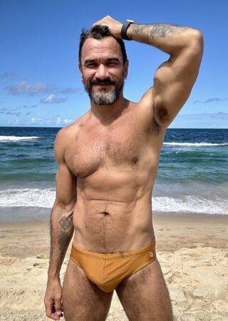 Brazilian gay porn performer O Gravador
