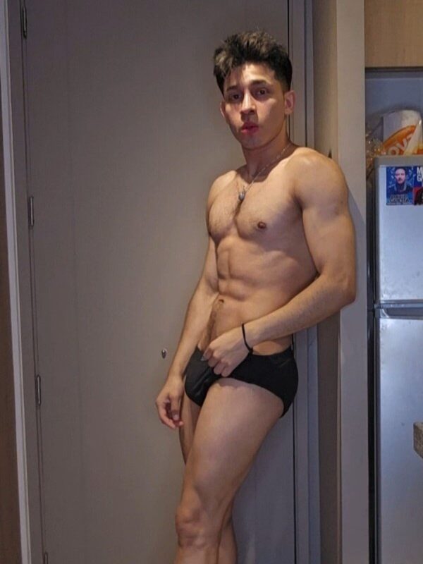 Chilean gay porn performer Pablet Castañeda