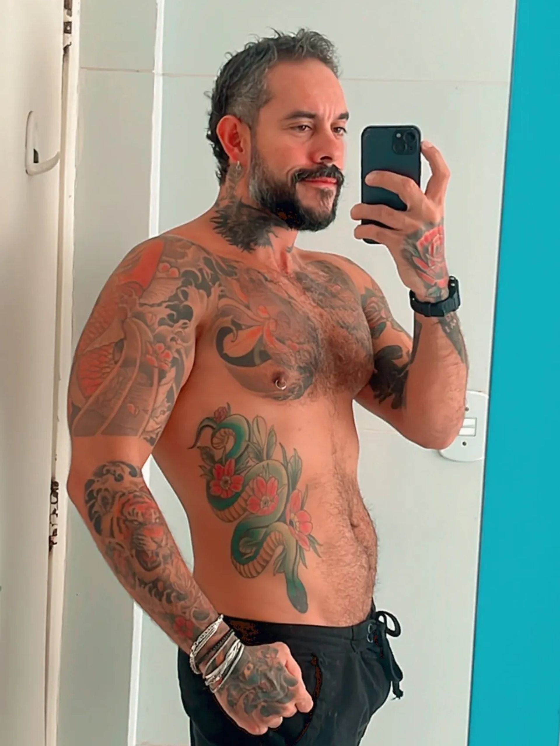Brazilian gay porn performer Ramonnixx