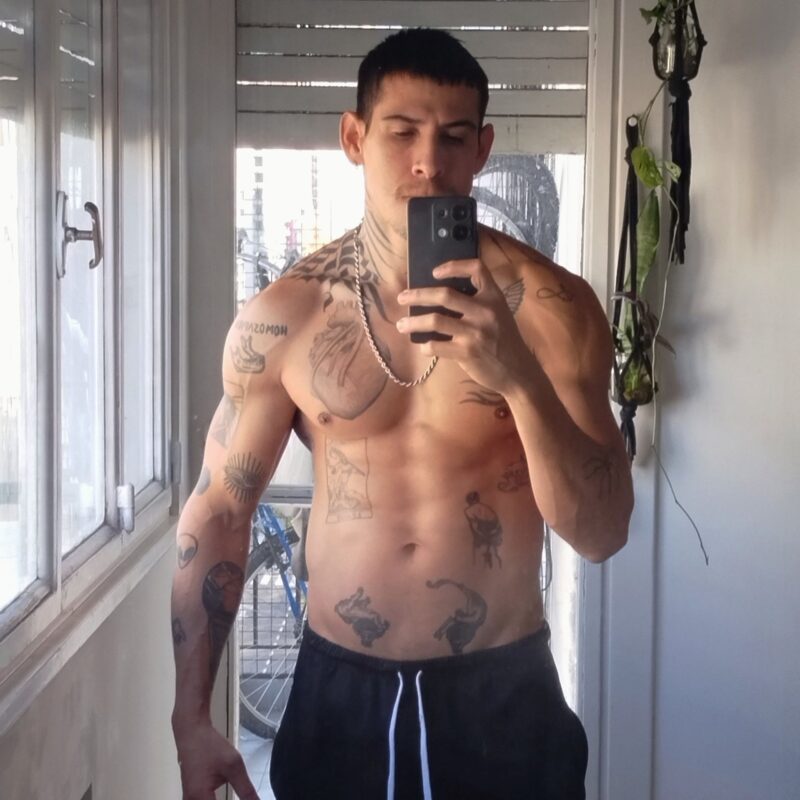 Argentinian gay porn performer SapienSapien