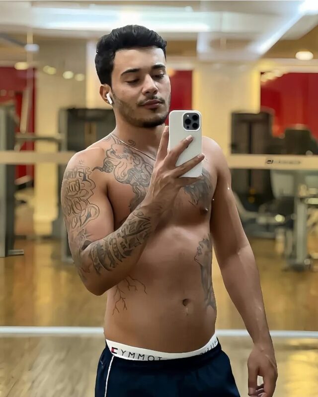 Brazilian gay porn performer Taylon Soarez