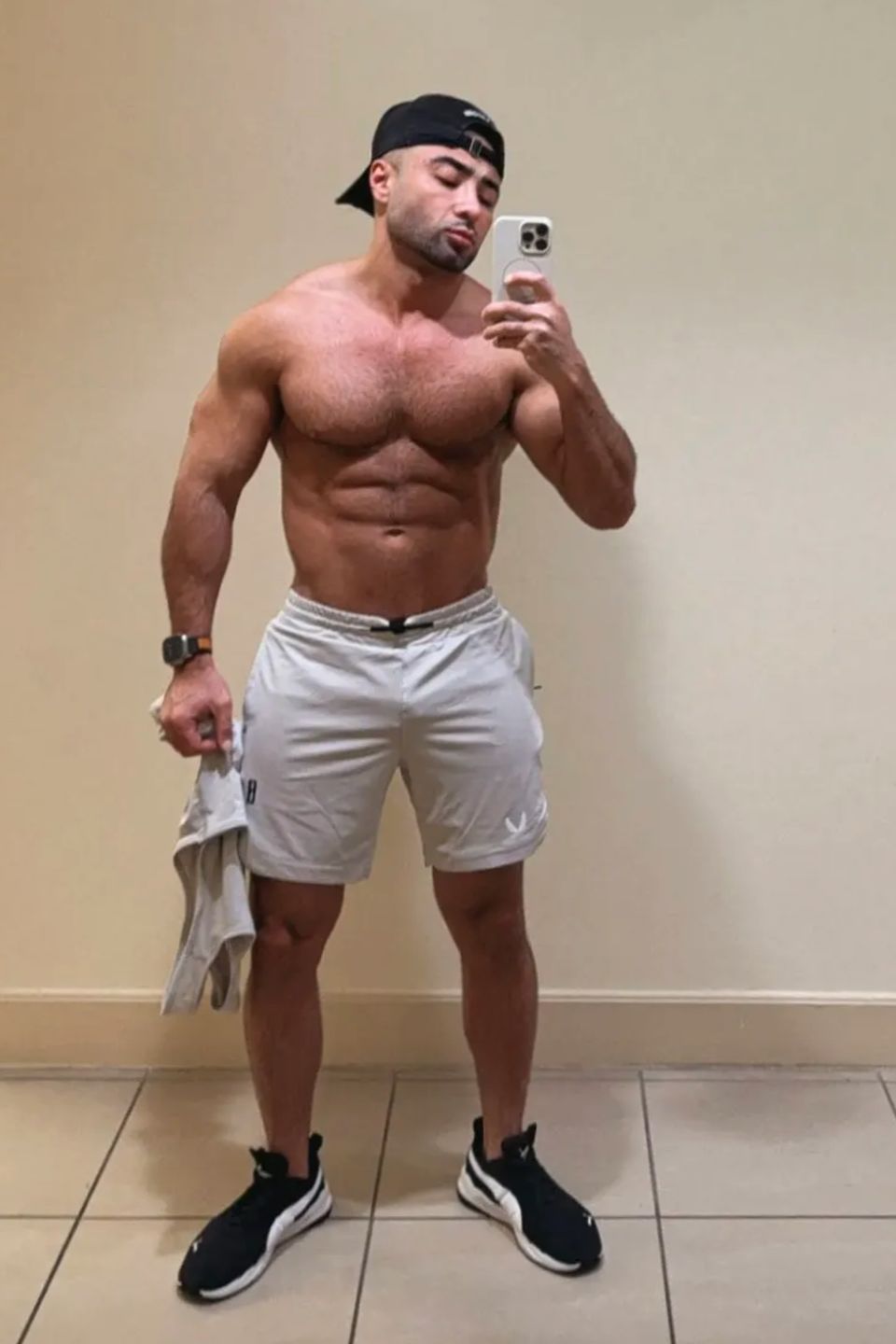 Colombian gay porn performer Amir Pounding