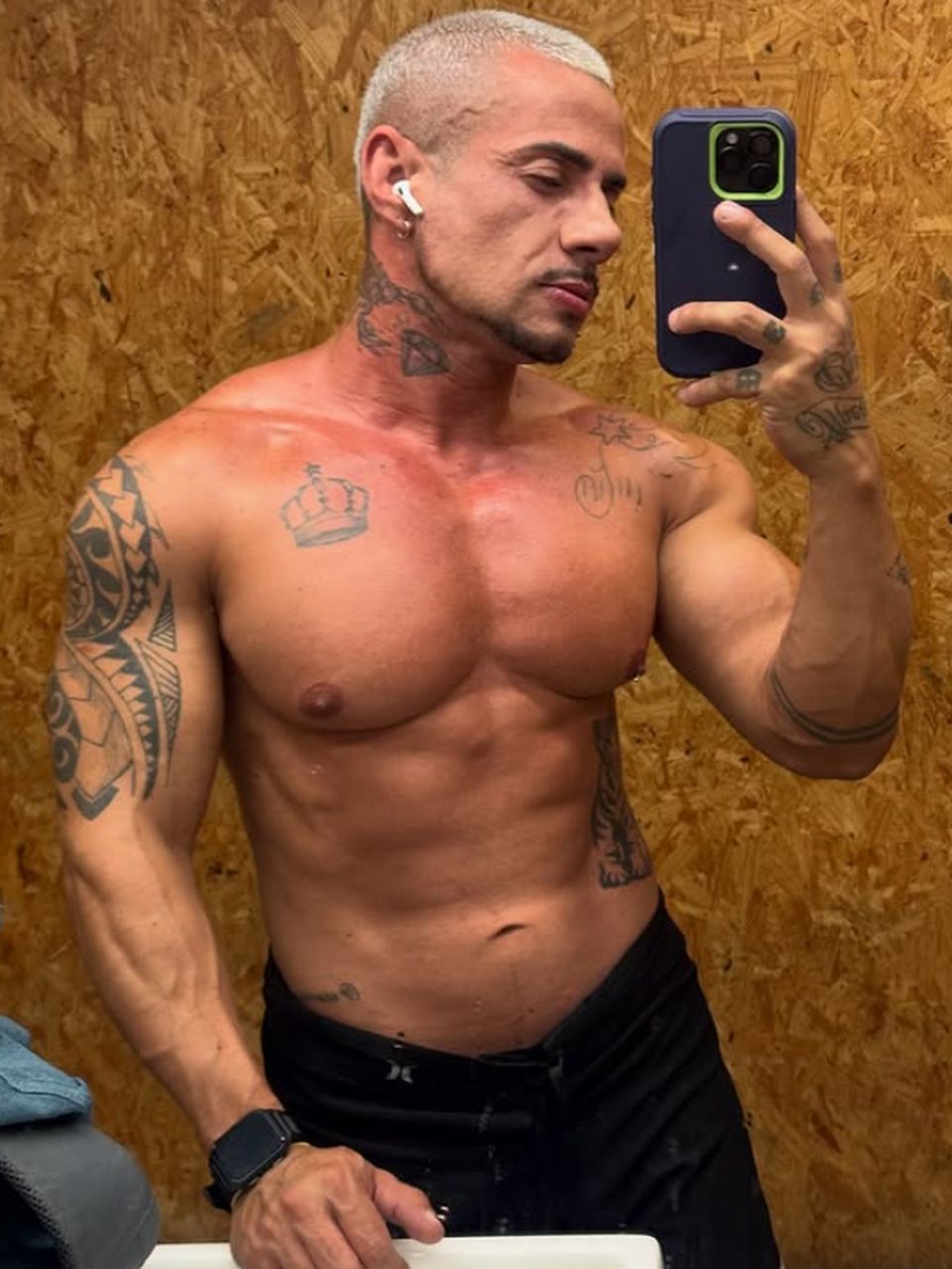 Brazilian gay porn performer Peixxxoto