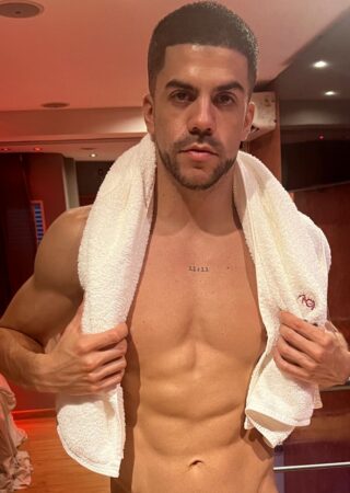 Argentinian gay porn performer Fer Fuentes