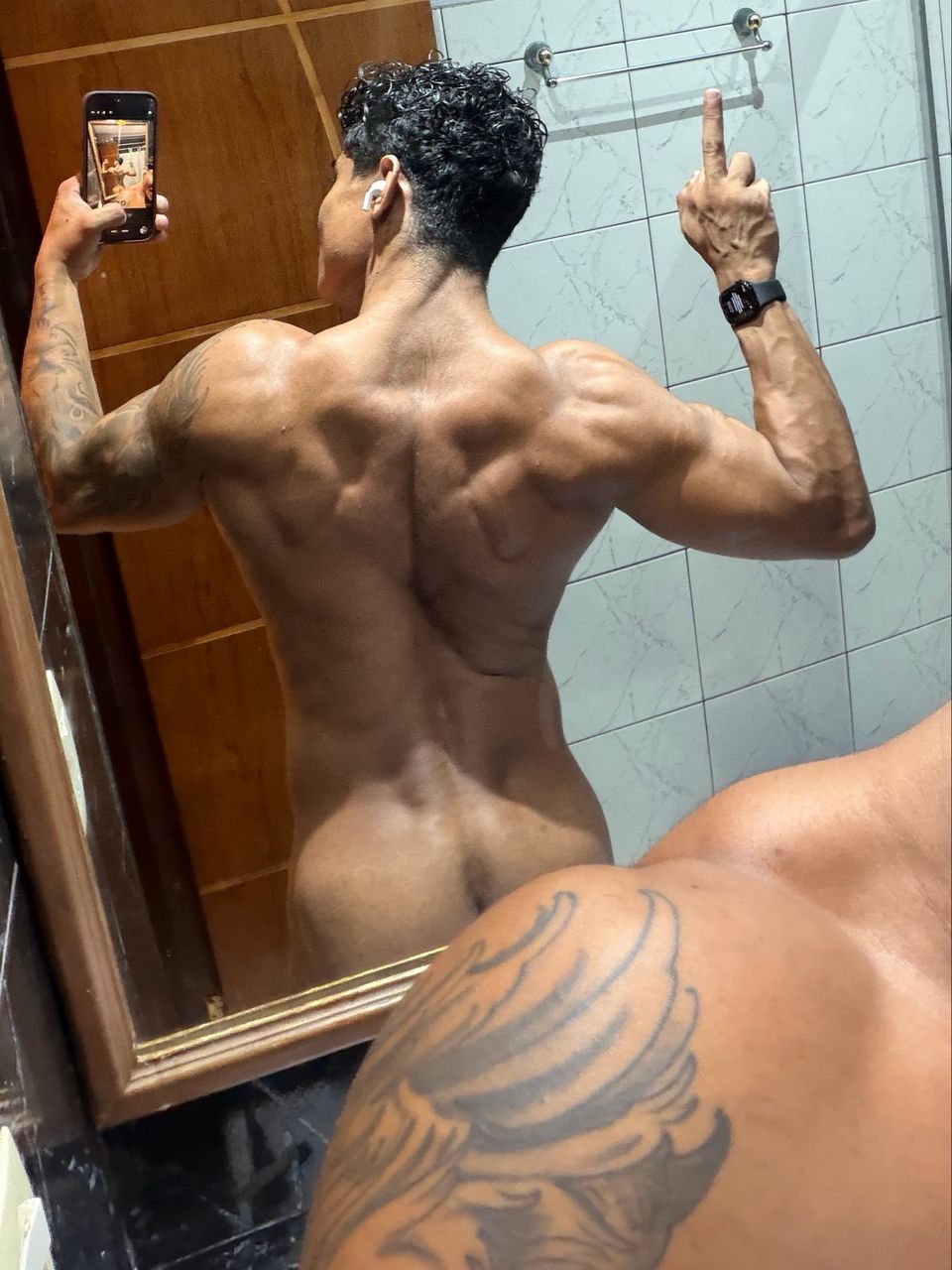 Brazilian gay porn performer O Leão