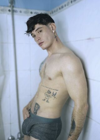 Chilean bisexual porn performer Benjamora